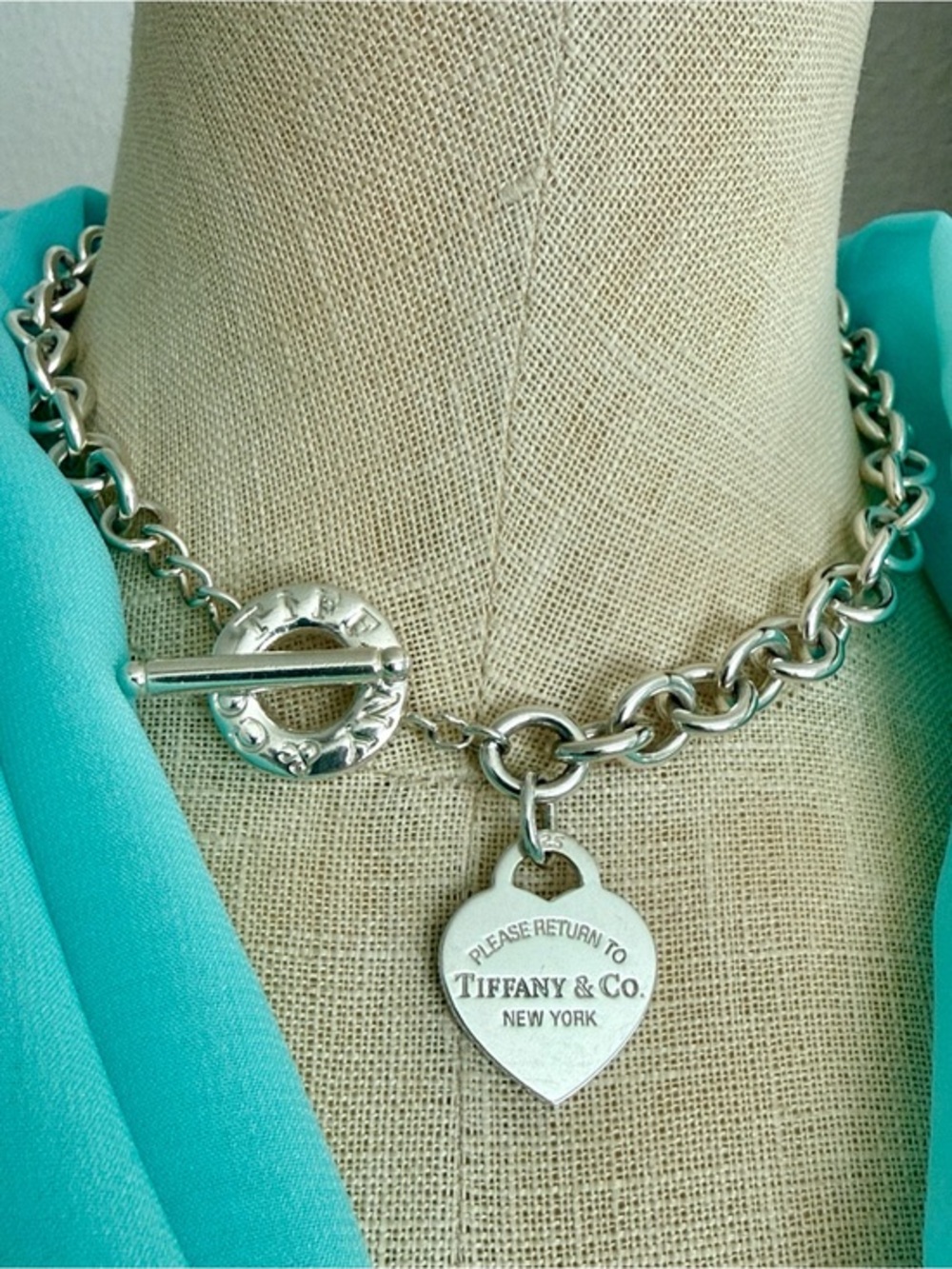 Like New! 16” Please Return To Tiffany Heart Tag Toggle Necklace